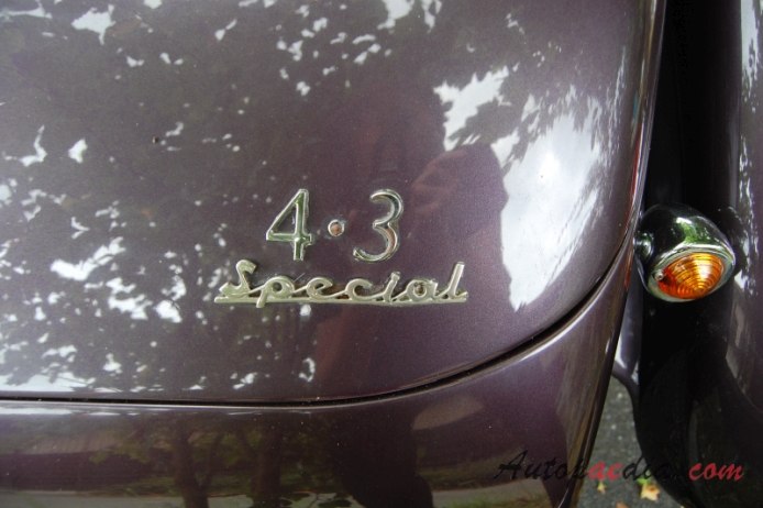 Alvis 4.3 Litre 1936-1940 (4.3 Special roadster 2d), rear emblem  