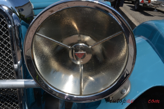 Alvis Speed 20 1932-1936 (1934 roadster 2d), detail  
