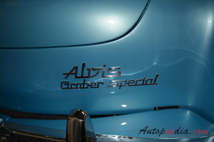 Alvis TC 108G 1955-1958 (1957 Graber Special Coupé 2d), rear emblem  