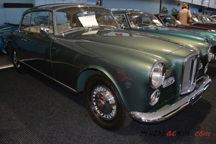Alvis TD 21 1958-1963 (1962 Graber Special Coupé 2d), right front view