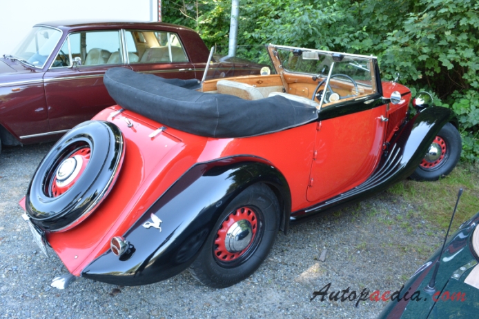 Amilcar Pégase 1934-1937 (1936 cabriolet 2d), prawy tył