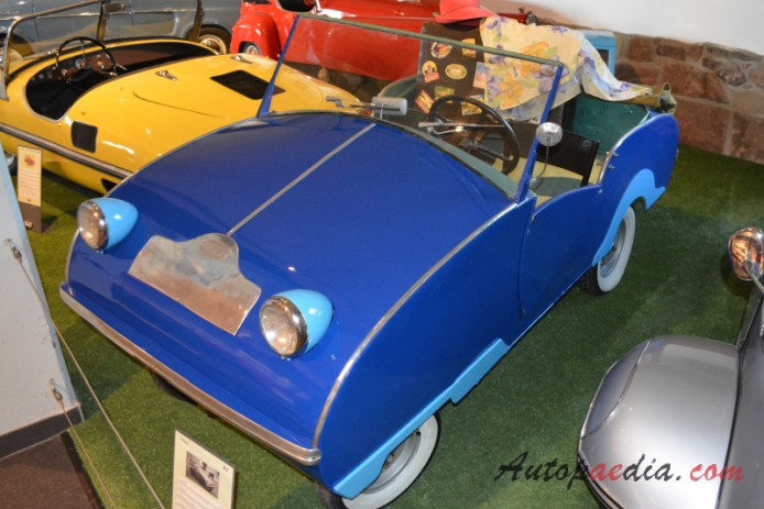 Ardex 1952-1955 (1952 125 ccm microcar), left front view