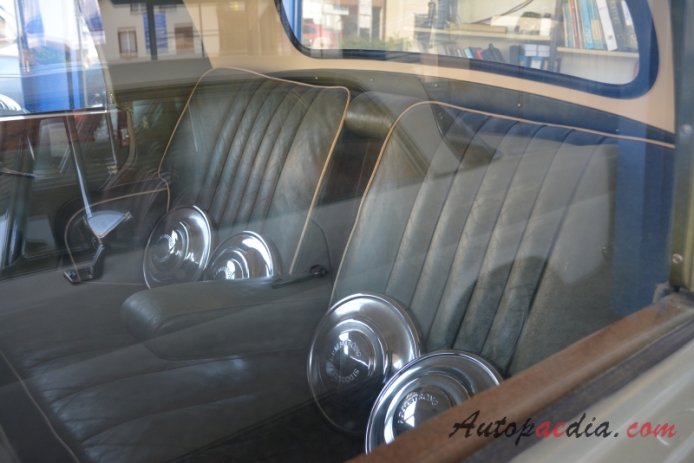 Armstrong Siddeley Whitley 18 1949-1954 (1951 saloon 4d), interior