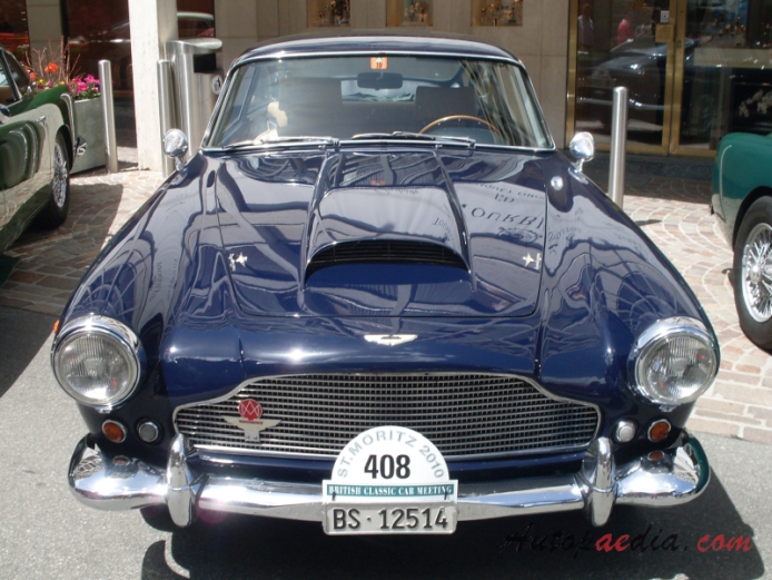 Aston Martin DB4 1958-1963 (1960 Series 2 saloon 2+2), front view