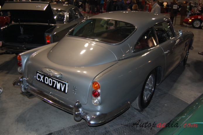 Aston Martin DB5 1963-1965 (Coupé 2d), prawy tył