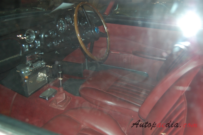 Aston Martin DB5 1963-1965 (Coupé 2d), wnętrze