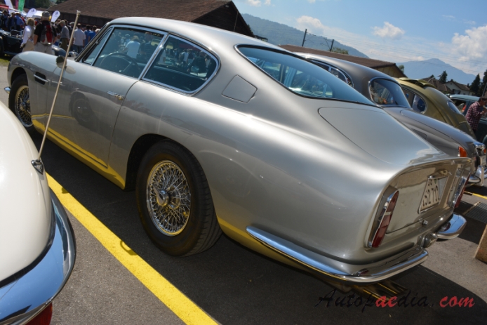 Aston Martin DB6 1965-1971 (1965-1969 Mk I Vantage),  left rear view