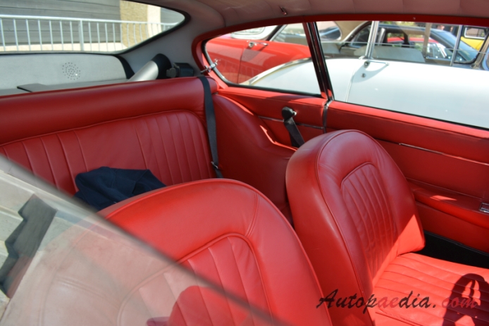 Aston Martin DB6 1965-1971 (1966 Mk I Vantage), wnętrze