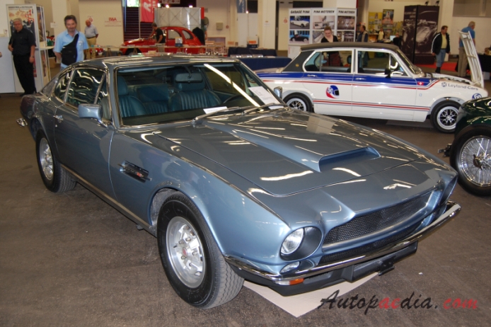 Aston Martin V8 1972-1989 (1973-1978 series III Coupé), prawy przód