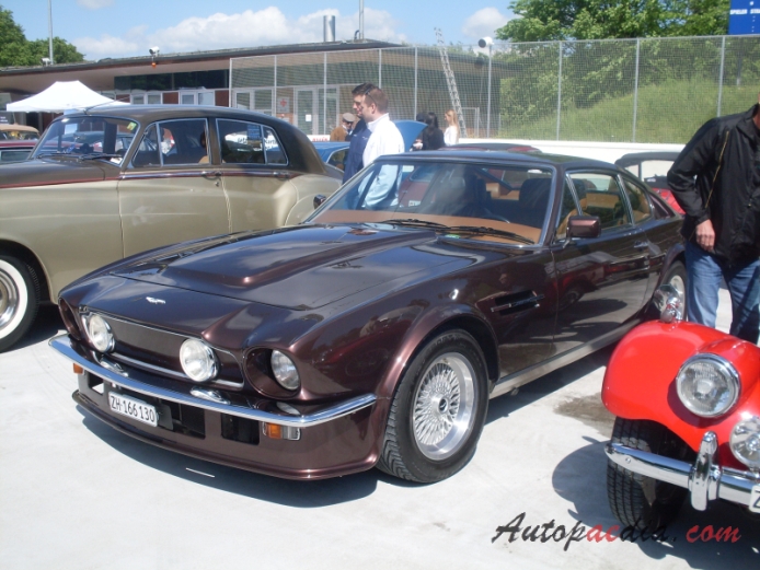 Aston Martin V8 1972-1989 (1978-1985 Series 4 Oscar India Vantage), lewy przód