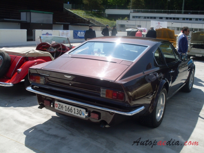 Aston Martin V8 1972-1989 (1978-1985 Series 4 Oscar India Vantage), prawy tył