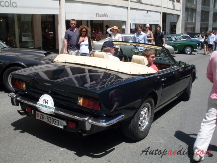 Aston Martin V8 1972-1989 (1980 Volante), prawy tył