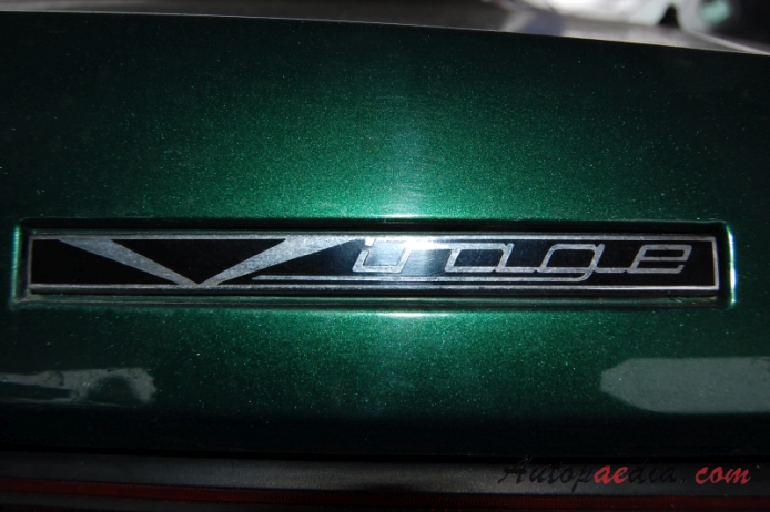 Aston Martin Virage 1989-1996 (1991 Coupé 2d), emblemat tył 