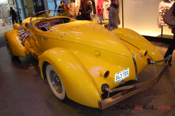 Auburn 851 (852) Speedster 1935-1936, lewy tył