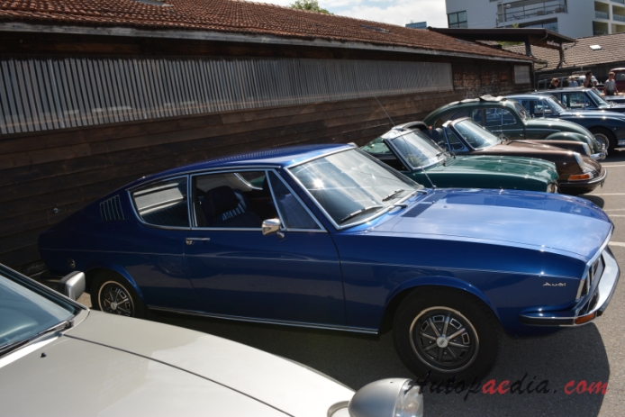 Audi 100 Coupé S 1969-1976 (Coupé 2d), prawy bok
