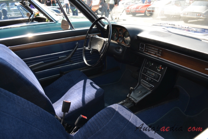 Audi 100 Coupé S 1969-1976 (Coupé 2d), wnętrze
