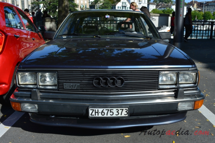 Audi 100 C2 1976-1982 (1979-1982 200 5T sedan 4d), front view