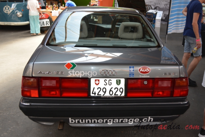 Audi 100 C3 1982-1991 (1986-1990 Audi 100 2.3 E sedan 4d), rear view