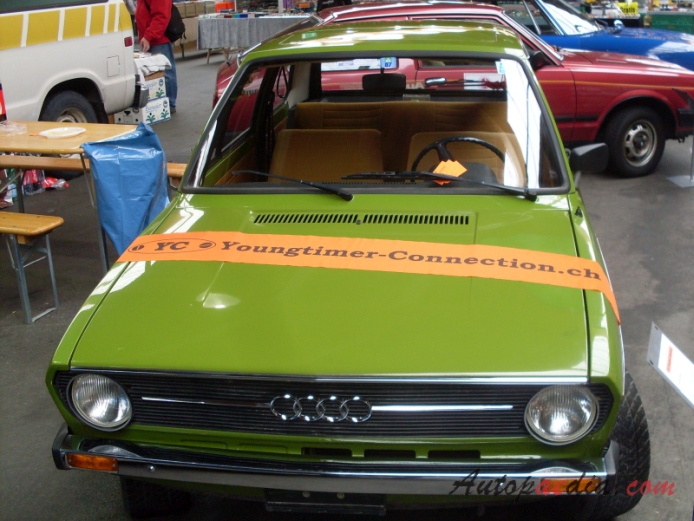 Audi 50 1974-1978 (LS hatchback 3d), przód