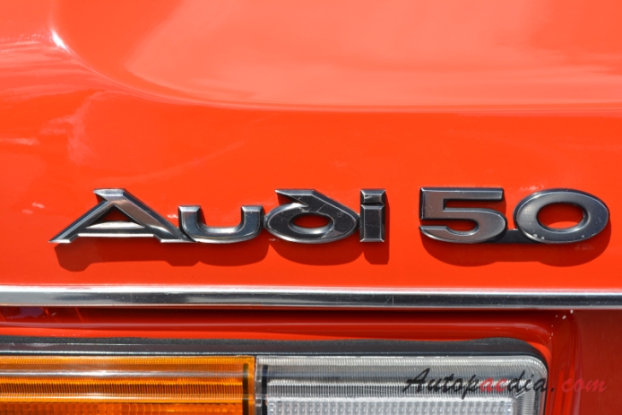 Audi 50 1974-1978 (LS hatchback 3d), front emblem  