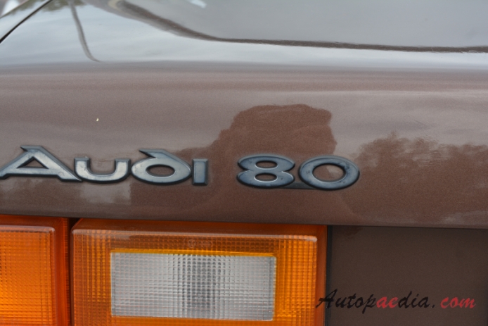 Audi 80 B2 1978-1986 (1984-1986 Audi 80 CC sedan 4d), emblemat tył 