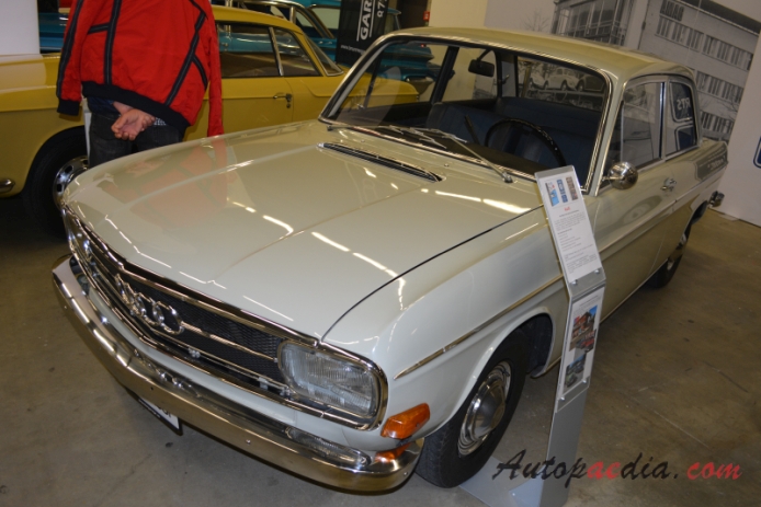 Audi F103 1965-1972 (1968 Auto Union Audi sedan 2d), lewy przód