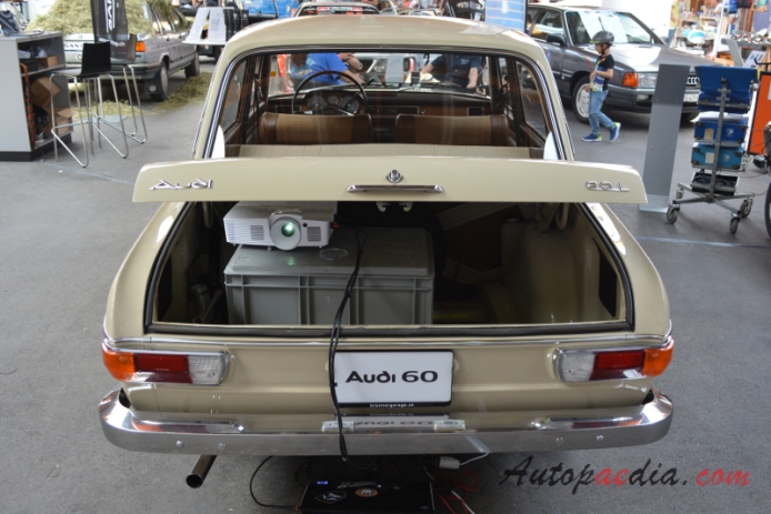 Audi F103 1965-1972 (1971 Audi 60 L sedan 4d), rear view