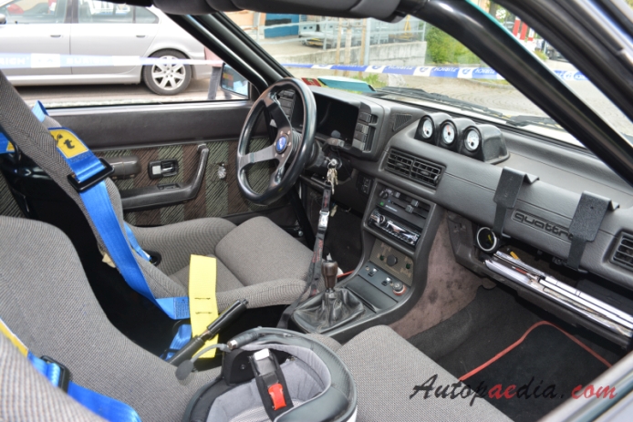 Audi Quattro 1980-1991 (1982 Quattro Rallye Gr. 4 replika), wnętrze