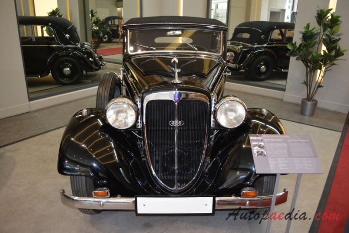 Audi 225 1935-1938 (1936 deluxe convertible 2d), front view