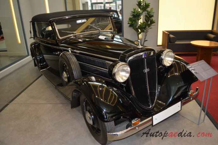 Audi 225 1935-1938 (1936 deluxe convertible 2d), right front view