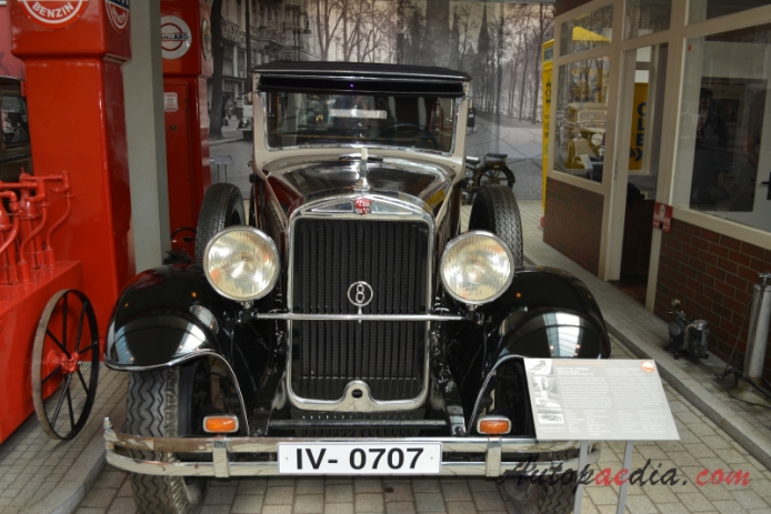 Audi type SS Zwickau 1929-1932 (1930 cabrio-limousine 4d), front view