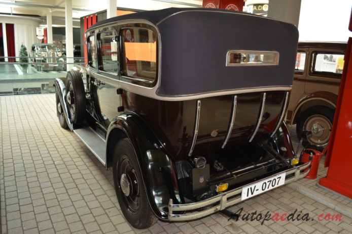 Audi type SS Zwickau 1929-1932 (1930 cabrio-limousine 4d),  left rear view