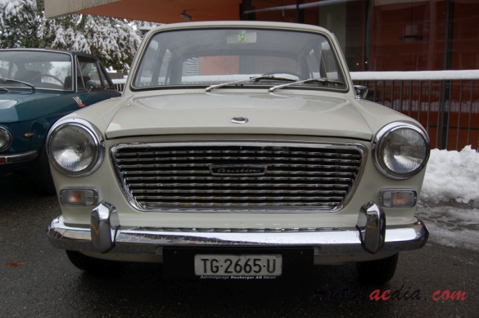 Austin 1100 (BMC ADO16) 1963-1974 (1963-1967 Mark I sedan 4d), front view