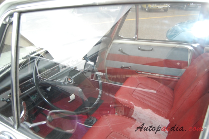 Austin 1100 (BMC ADO16) 1963-1974 (1963-1967 Mark I sedan 4d), interior