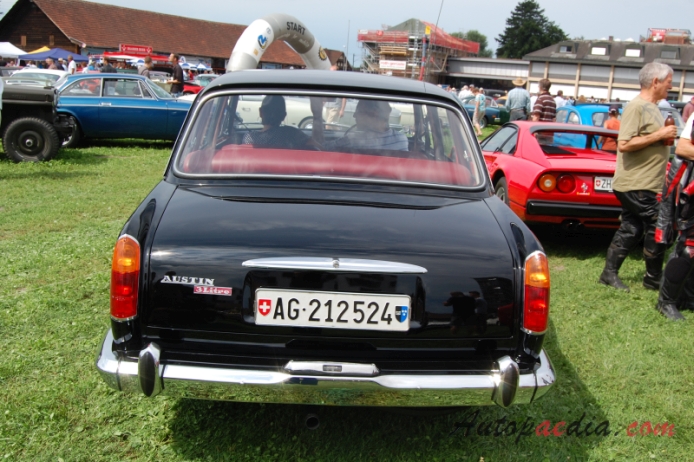 Austin 3-Litre 1968-1971 (saloon 4d), rear view
