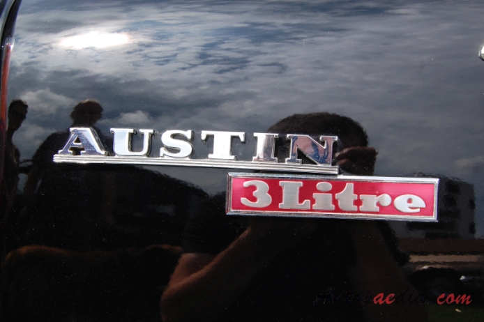 Austin 3-Litre 1968-1971 (saloon 4d), emblemat tył 