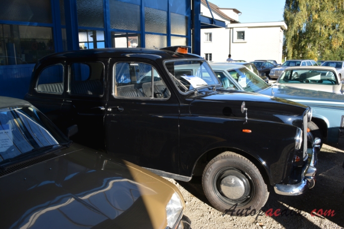 Austin FX4 1958-1997 (1972 FX4D London Taxi 4d), prawy bok