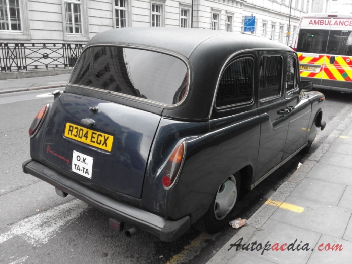 Austin FX4 1958-1997 (1997 Carbodies London Taxi 4d), prawy tył