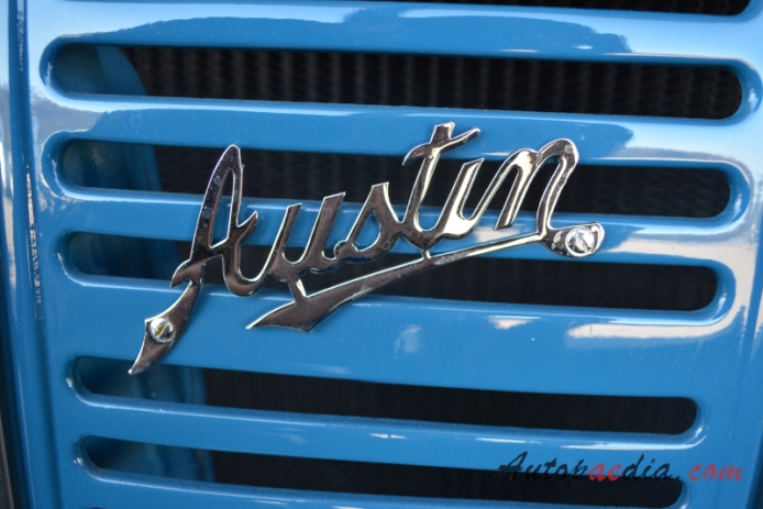 Austin K2 1939-1945 (nadwozie skrzyniowe), emblemat przód 