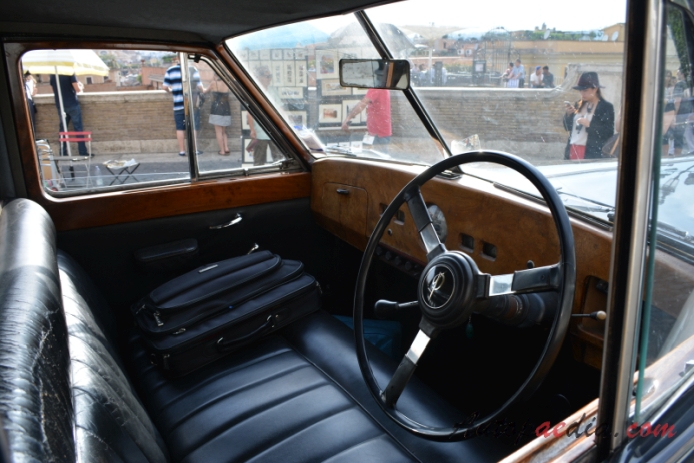 Austin Princess 1947-1968 (1952-1968 LWB Princess Rolls Royce przeróbka), wnętrze