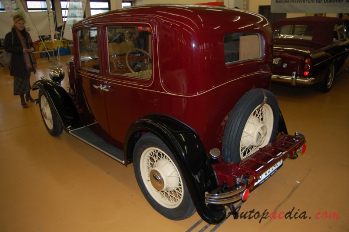 Austin Seven 1922-1939 (1936 saloon 4d),  left rear view
