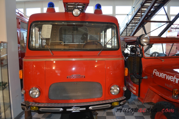 Austin T200 1963 (Emil Frey Carrosserie fire engine), front view