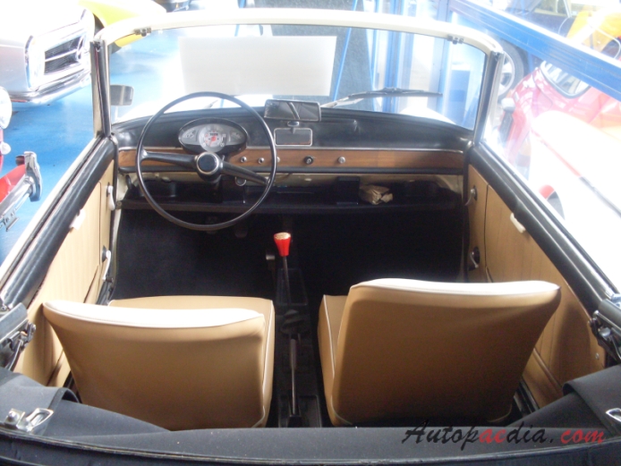 Autobianchi Bianchina 1957-1969 (1968 cabriolet), wnętrze