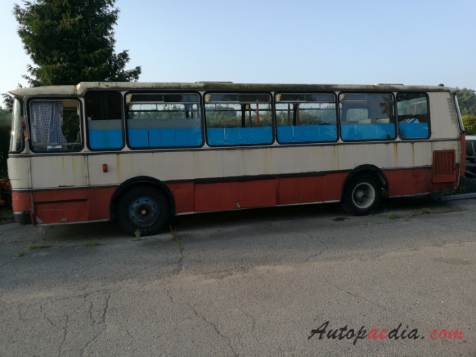 Autosan H9 1973-2002 (1976-1992 Autosan H9/I autobus), lewy bok