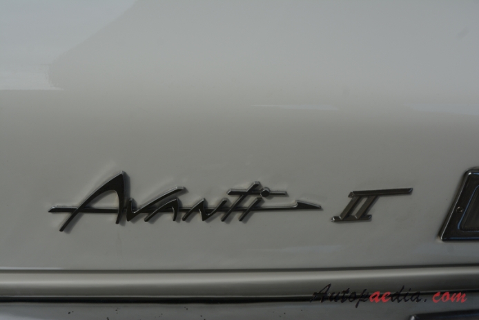 Avanti II 1965-1992 (1965-1982 Coupé 2d), emblemat tył 