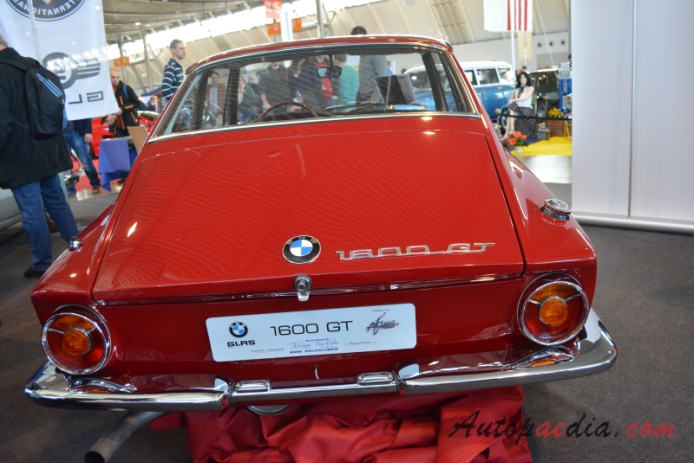 BMW 1600 GT 1967-1968 (Coupé 2d), tył