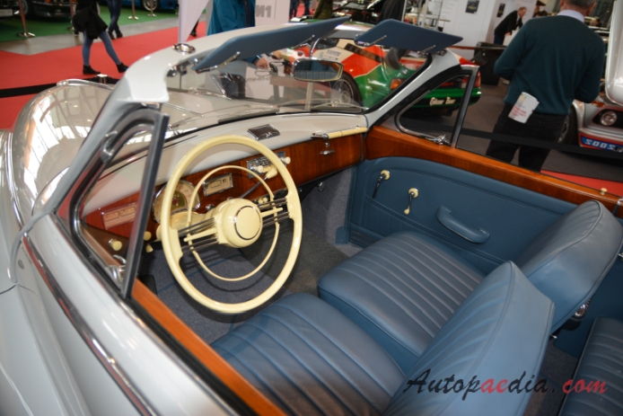 BMW 501 1952-1958 (1955 BMW 501-6 Baur Cabriolet 2d), interior