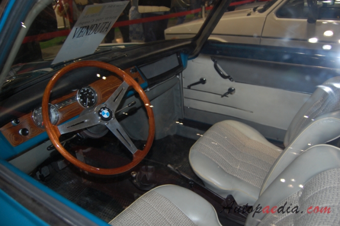 BMW 700 1959-1965 (1964 Coupé 2d), wnętrze