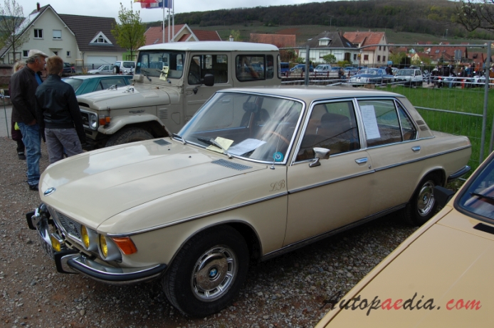 BMW E3 (New Six) 1968-1977 (1970 2800 sedan 4d), left side view