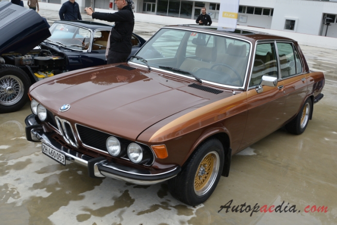 BMW E3 (New Six) 1968-1977 (1971-1977 3.0Si sedan 4d), lewy przód